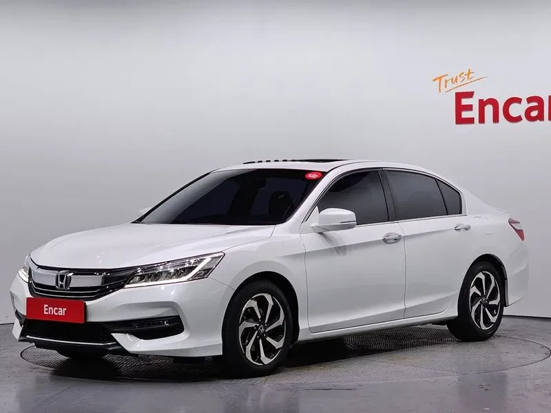 Honda Accord 2.4 9TH GENERATION