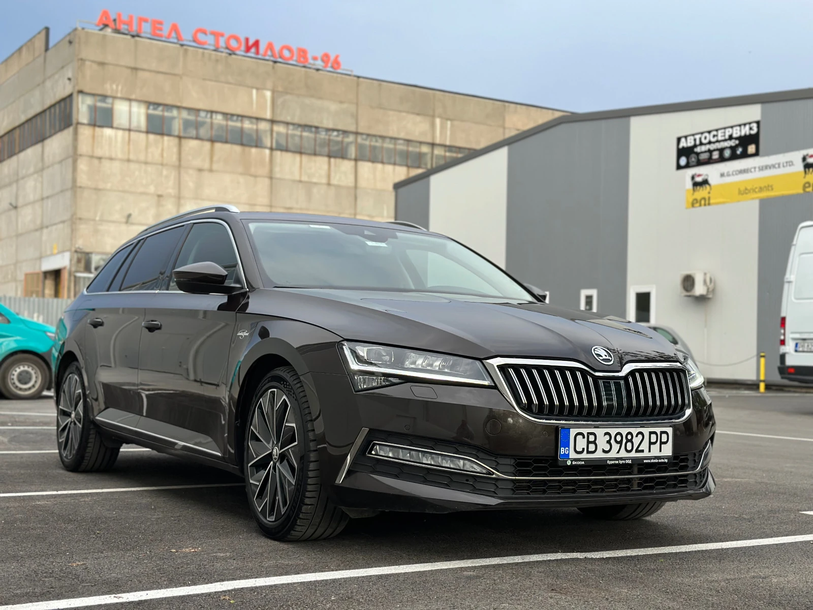 Skoda Superb 2.0 TDI 4x4 190 hp L&K Full Max - изображение 2