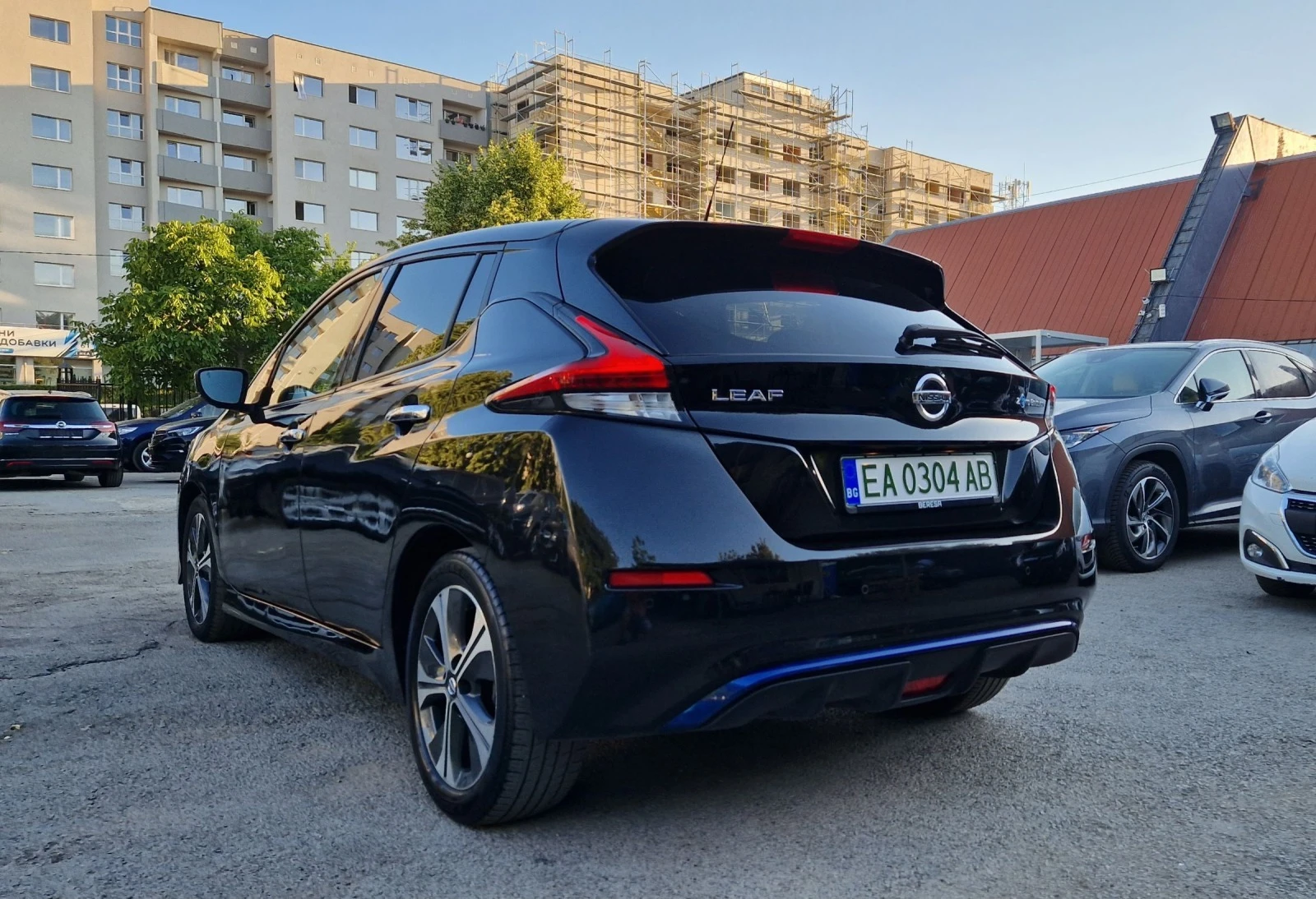 Nissan Leaf  N-Connecta/40kWh - изображение 4