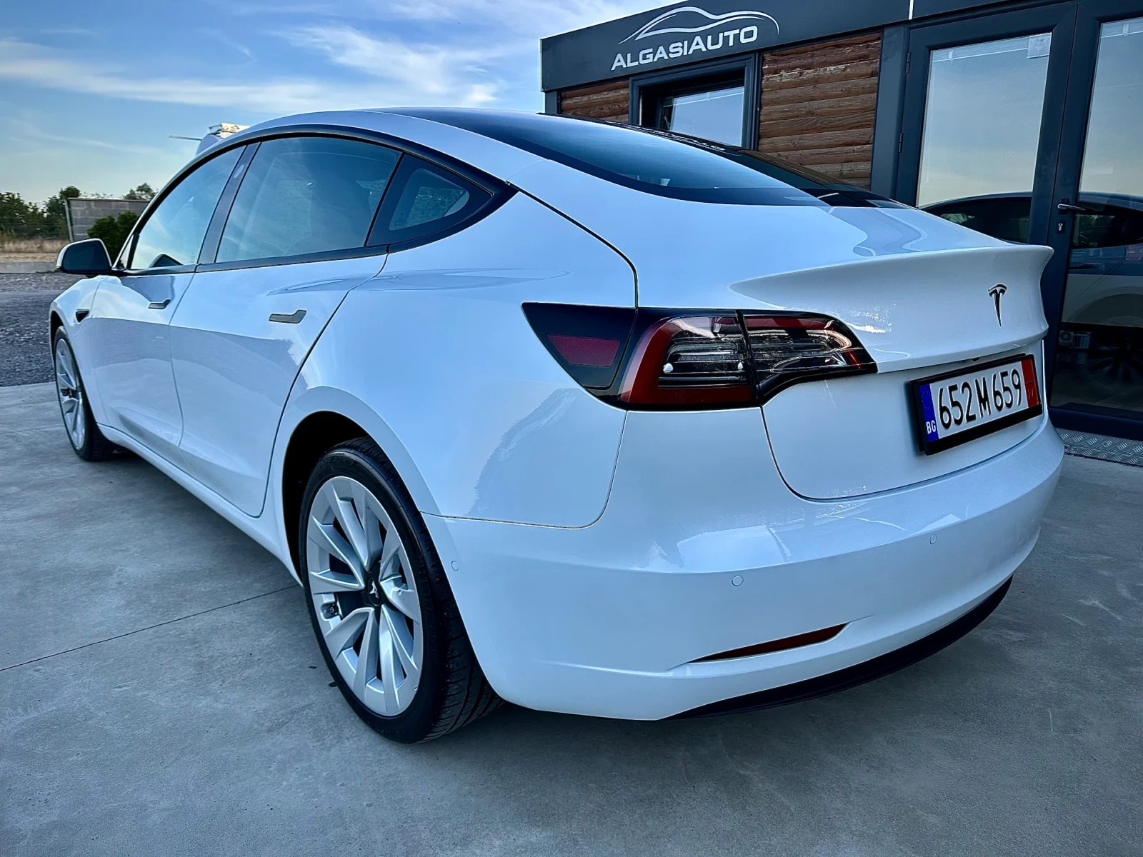 Tesla Model 3 Facelift* SR* LFP - изображение 3