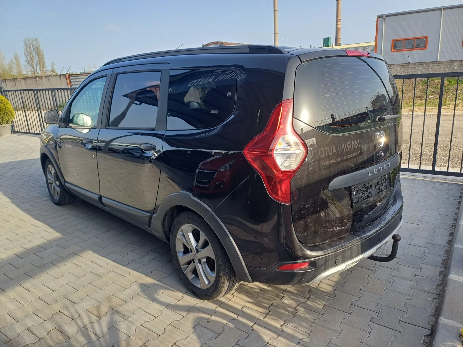 Dacia Lodgy 1.5dci 7 места Stepway euro6  - изображение 4