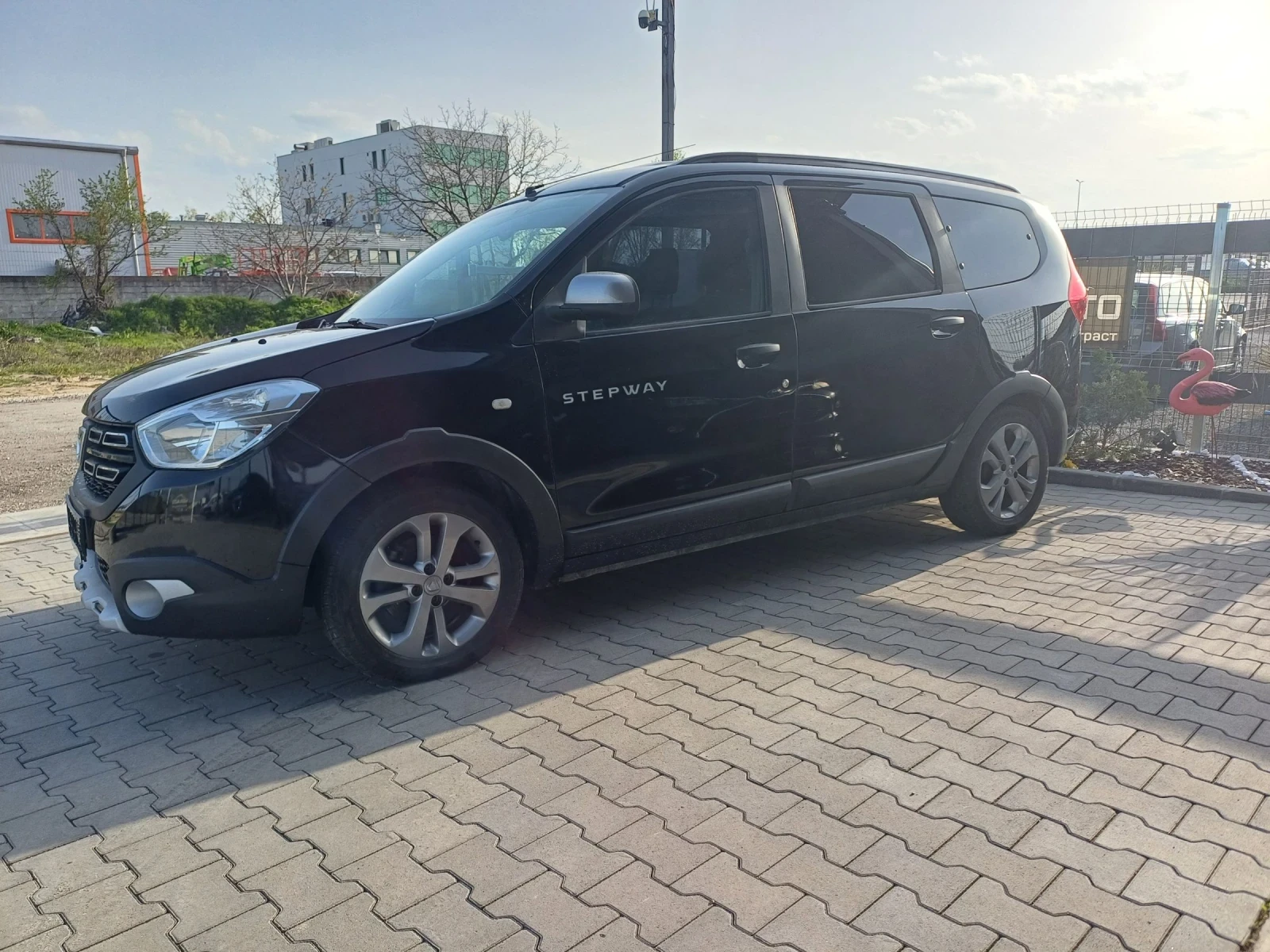 Dacia Lodgy 1.5dci 7 места Stepway euro6  - изображение 3