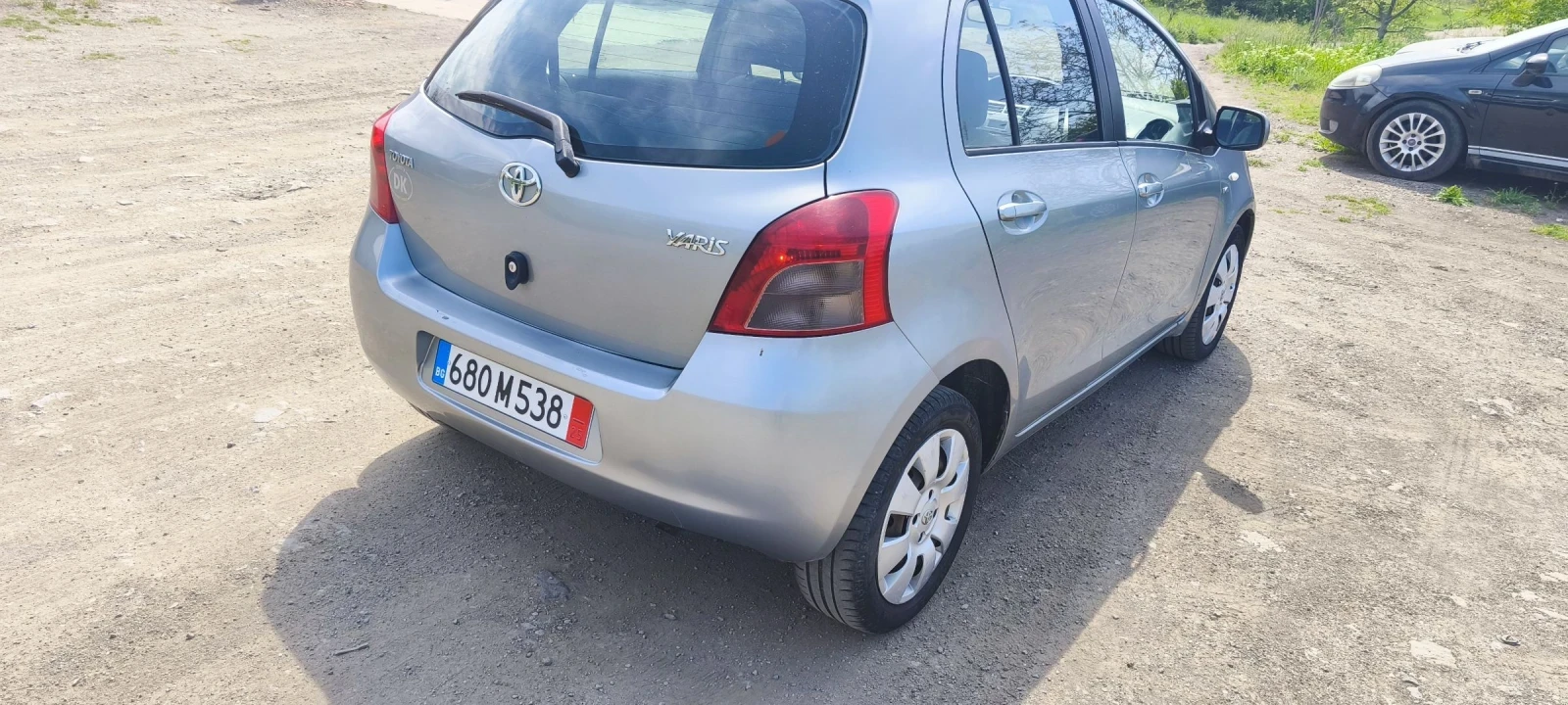 Toyota Yaris  - изображение 4