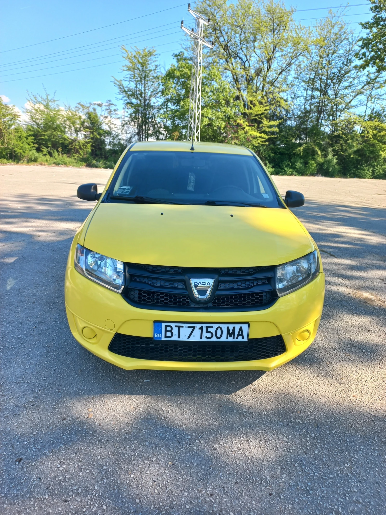 Dacia Logan 1.5dci климатик, снимка 8 - Автомобили и джипове - 51411638