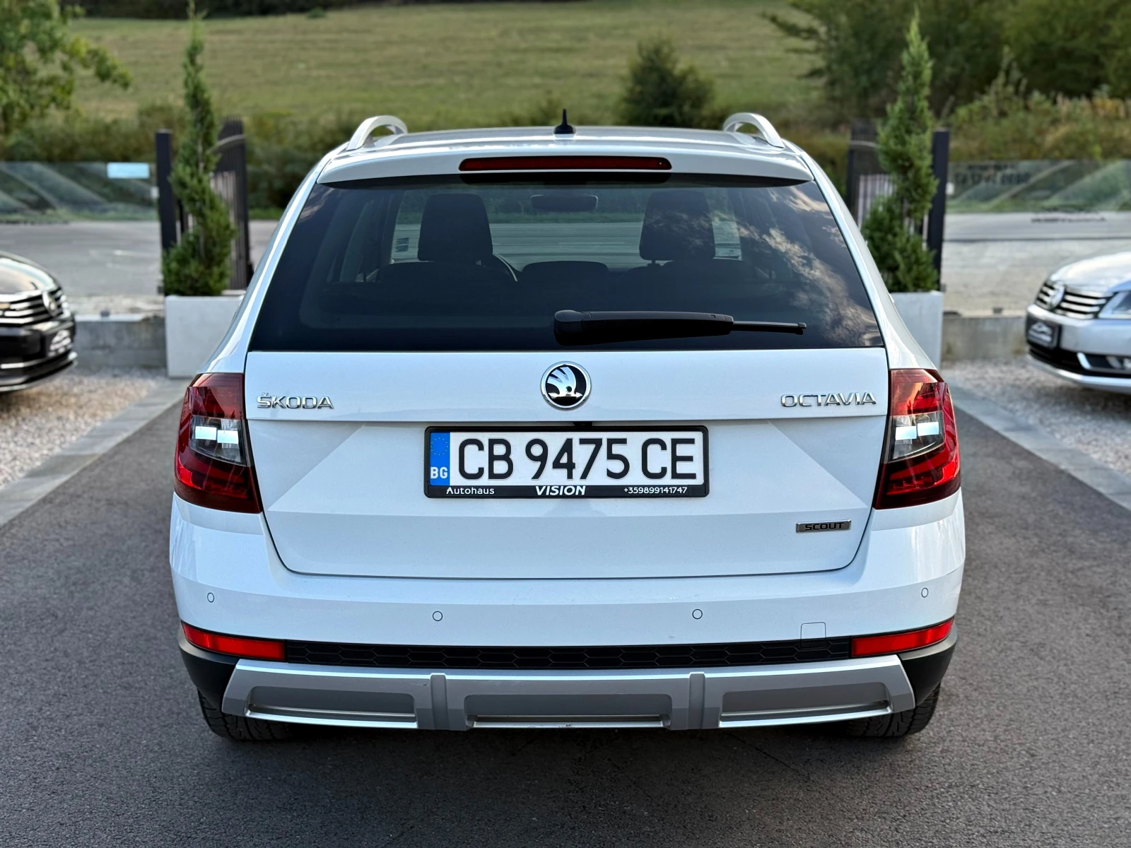 Skoda Octavia 150кс SCOUT 4X4 DSG MATRIX КАМЕРА ПОДГРЕВ - изображение 5