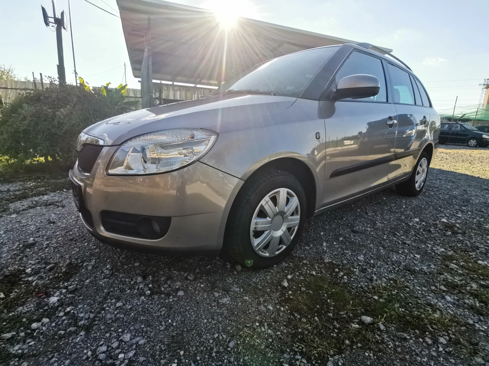 Skoda Fabia 1.4 КЛИМА  - изображение 3