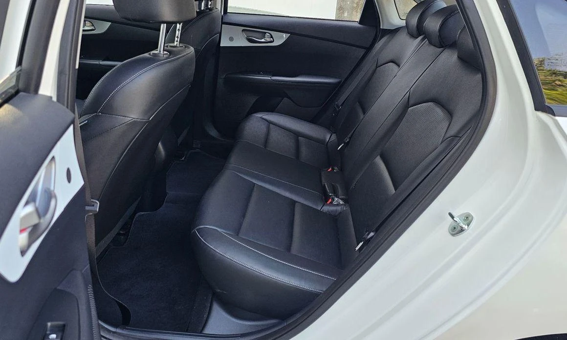 Kia K3 1.6 Prestige * -   *  | Mobile.bg   12