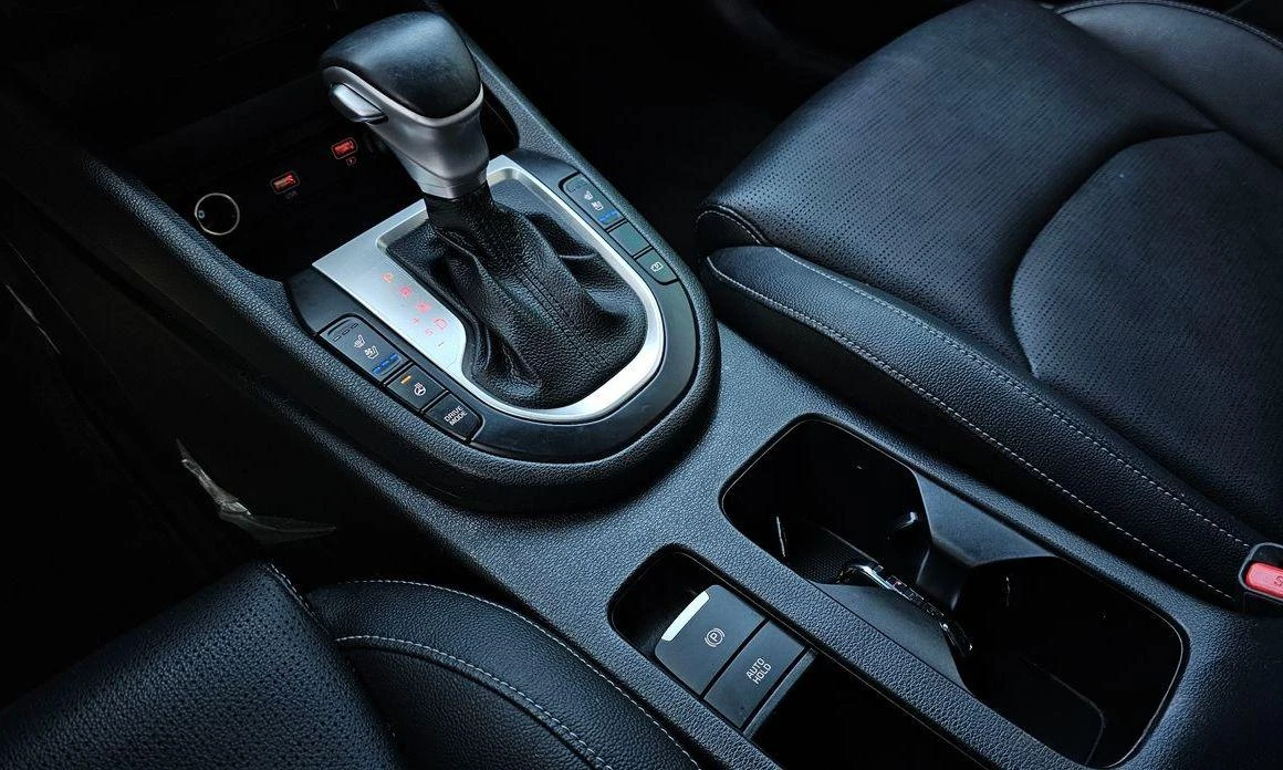 Kia K3 1.6 Prestige * НАЙ-ДОБРА ЦЕНА В БЪЛГАРИЯ*  - изображение 9