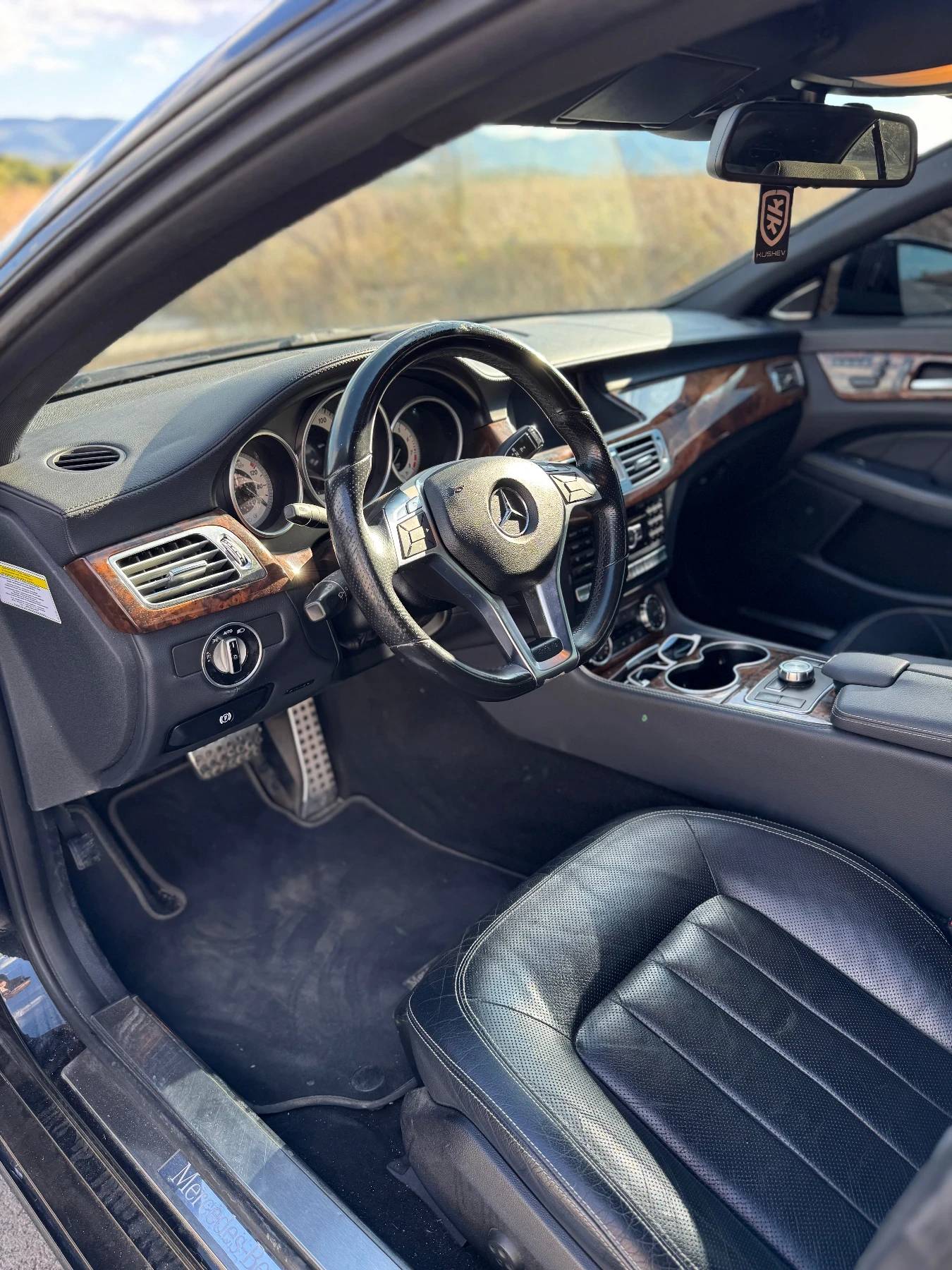 Mercedes-Benz CLS 550  - изображение 7