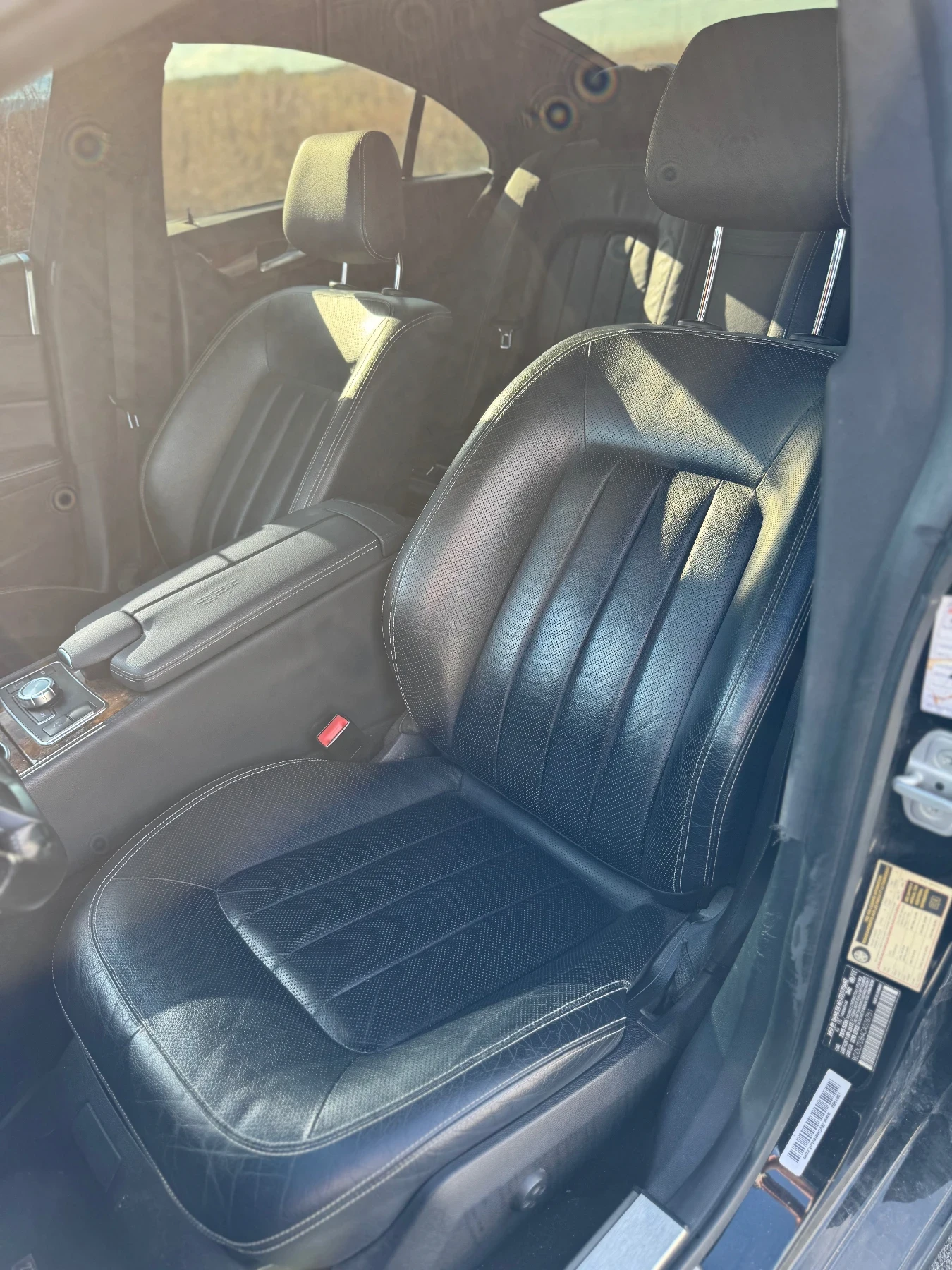 Mercedes-Benz CLS 550  - изображение 8