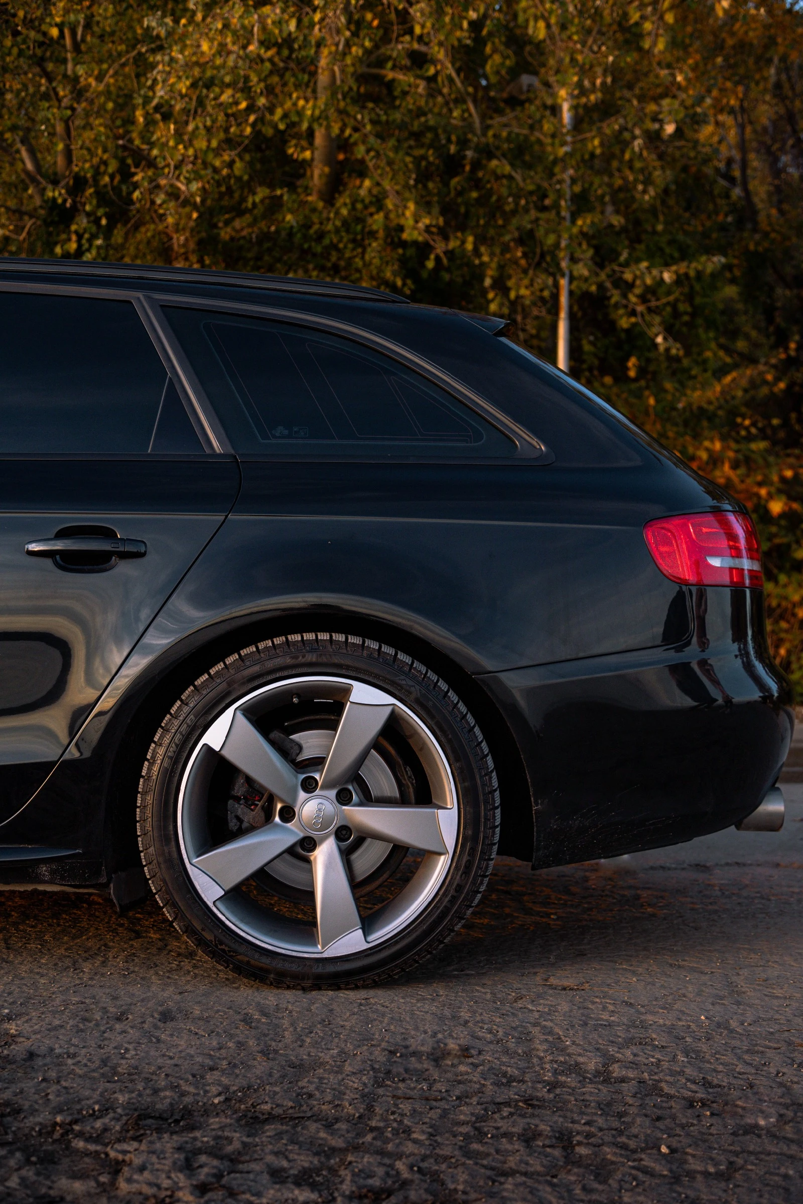 Audi A4 QUATTRO S-line | Mobile.bg   5