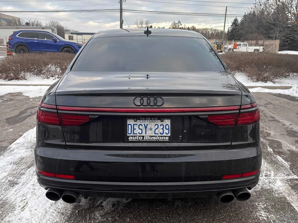 Audi S8 * 4.0 TFSI quattro * CARFAX * БЕЗ ПЪРВОНАЧАЛНА ВНО - изображение 4