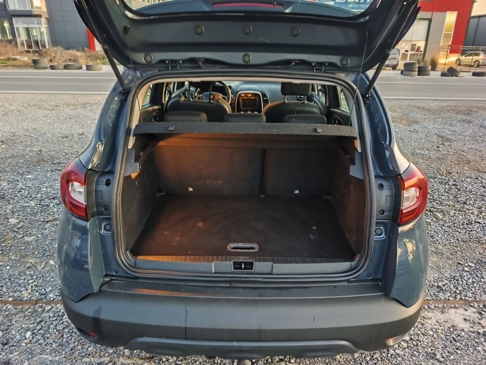 Renault Captur 1.5dci facelift 2019year - изображение 10