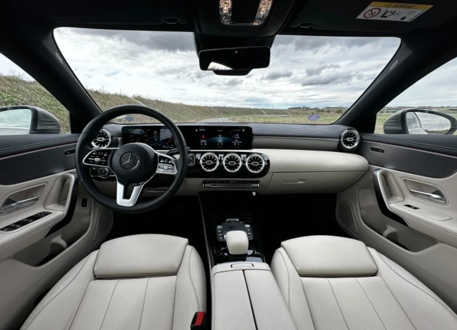 Mercedes-Benz CLA 180 Shooting Brake * Widescreen MBUX LED Carplay  | Mobile.bg � ����������� 12
