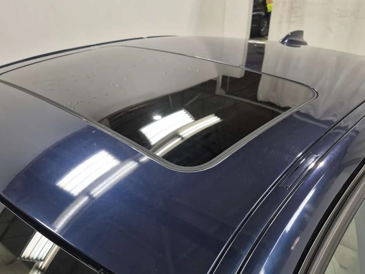 BMW 335 * xDrive * CARFAX * �������� ������� *  | Mobile.bg � ����������� 13