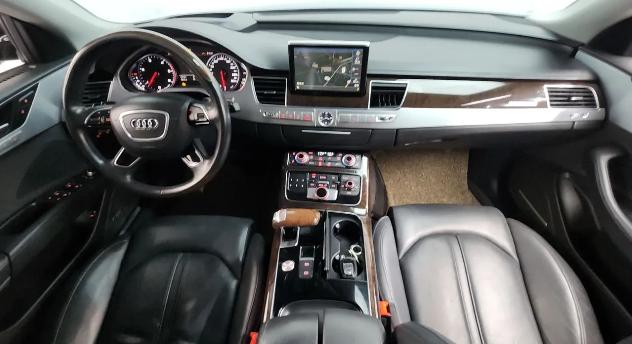 Audi A8 4.2TDI * FACELIFT * 360 CAM * ОБДУХВАНЕ * HEAD UP , снимка 5 - Автомобили и джипове - 55398749