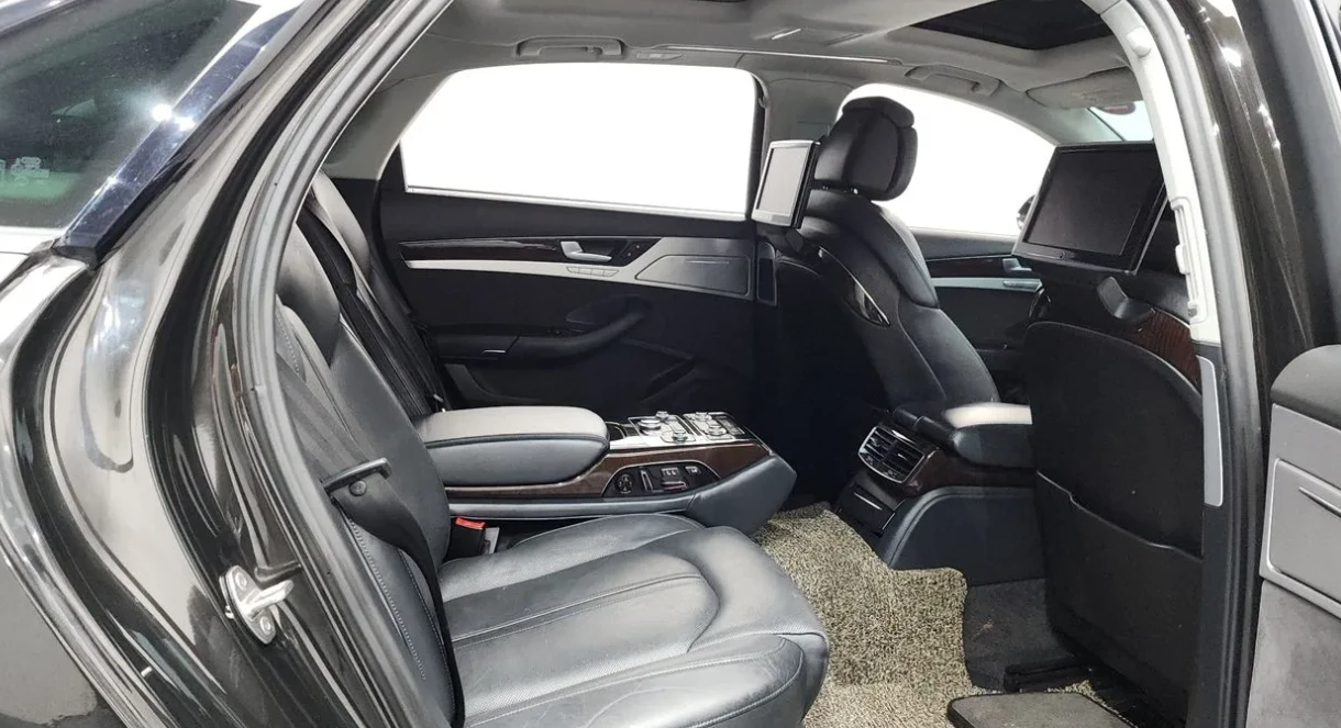 Audi A8 4.2TDI * FACELIFT * 360 CAM * ОБДУХВАНЕ * HEAD UP , снимка 8 - Автомобили и джипове - 55398749