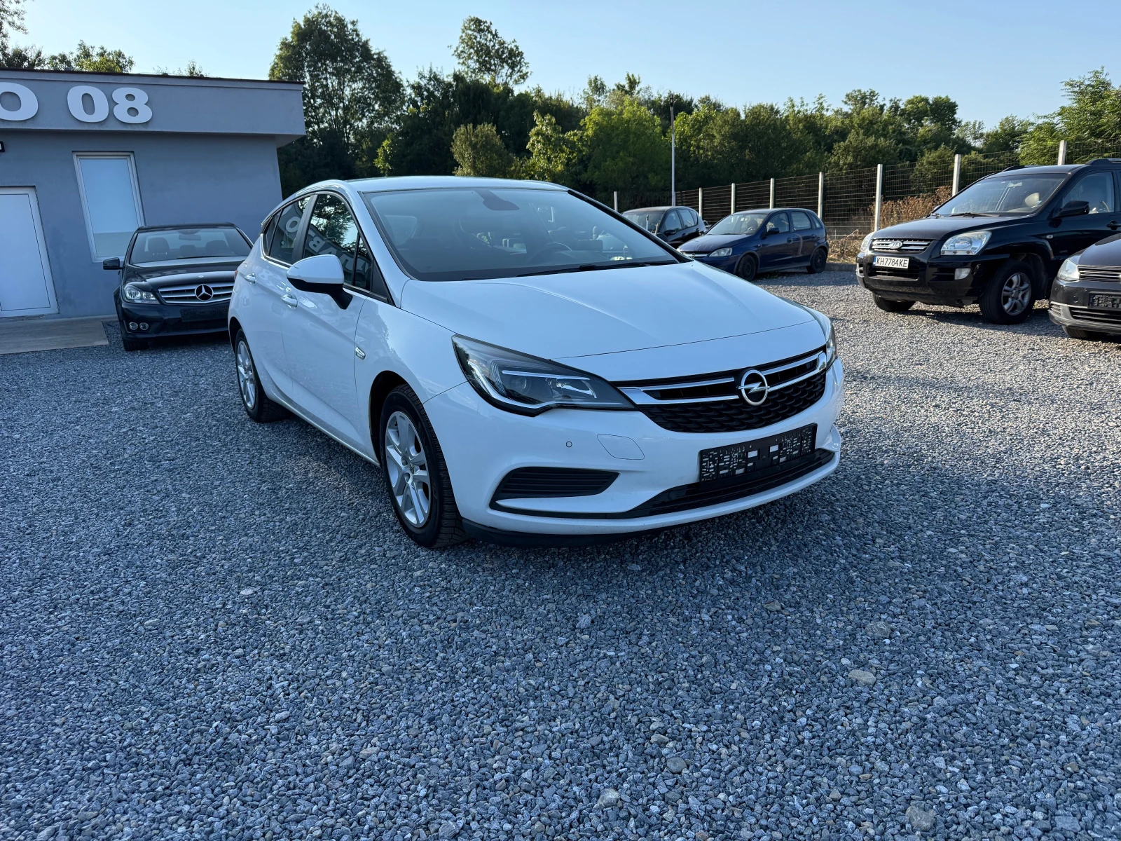 Opel Astra 1.6 CDTI EVRO 6, снимка 3 - Автомобили и джипове - 55553917