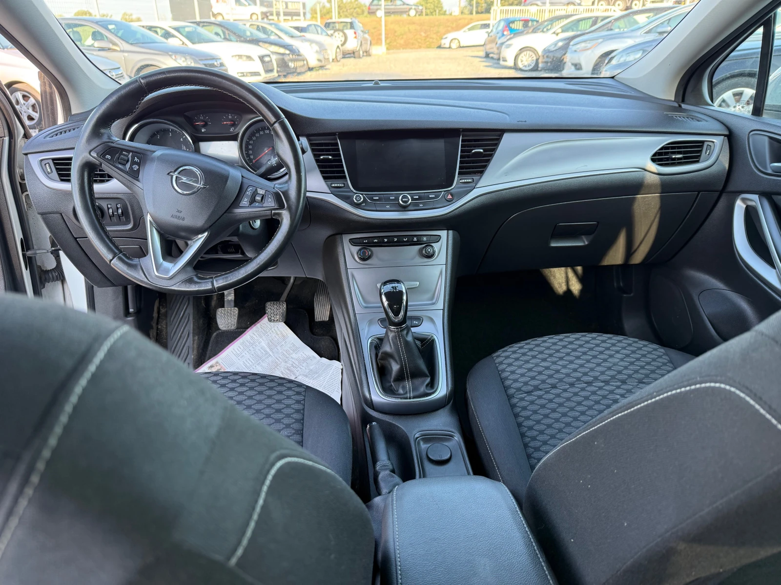 Opel Astra 1.6 CDTI EVRO 6, снимка 12 - Автомобили и джипове - 55553917