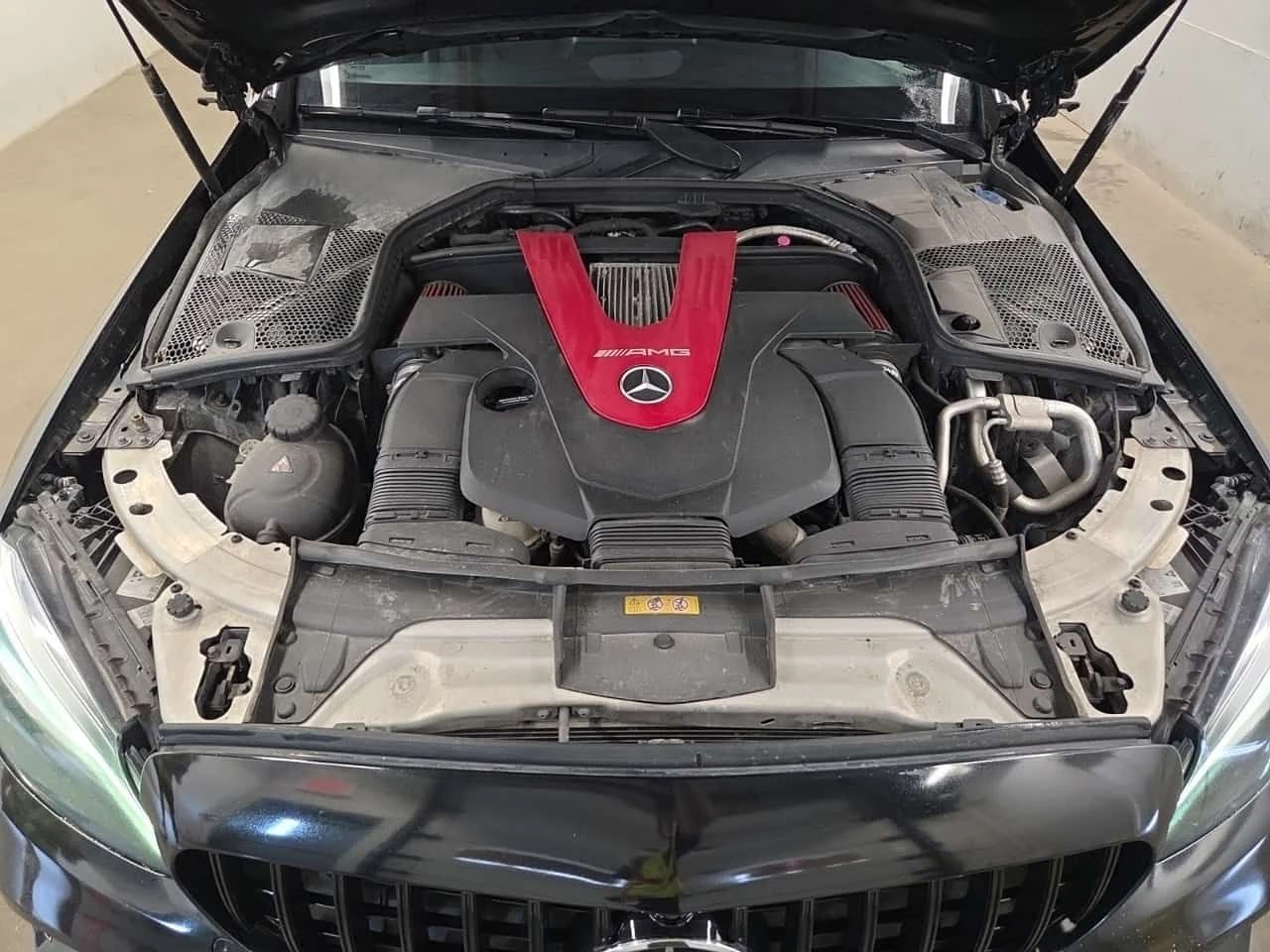 Mercedes-Benz C 43 AMG * 43 * АВТОКРЕДИТ БЕЗ ПЪРВОНАЧАЛНА ВНОСКА* , снимка 16 - Автомобили и джипове - 55585534