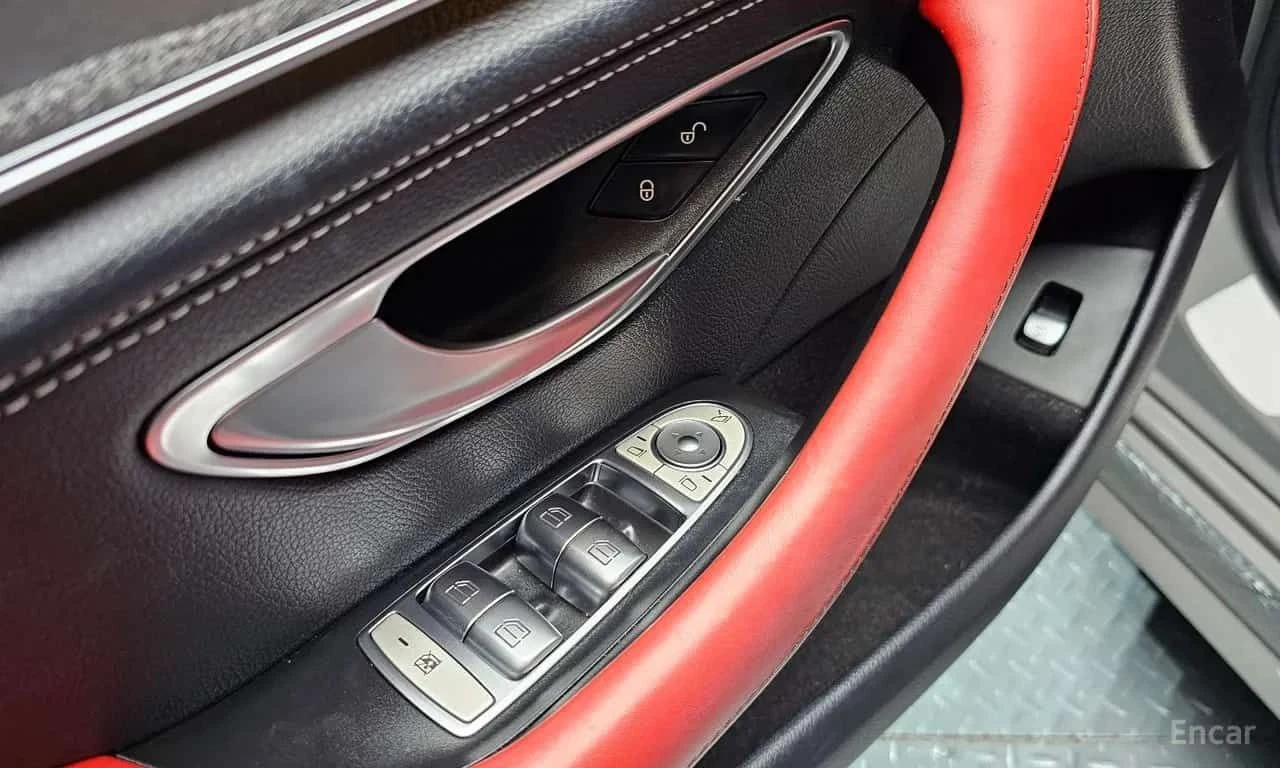 Mercedes-Benz CLS 450 4MATIC Designo Exclusive Edition , снимка 17 - Автомобили и джипове - 55618491