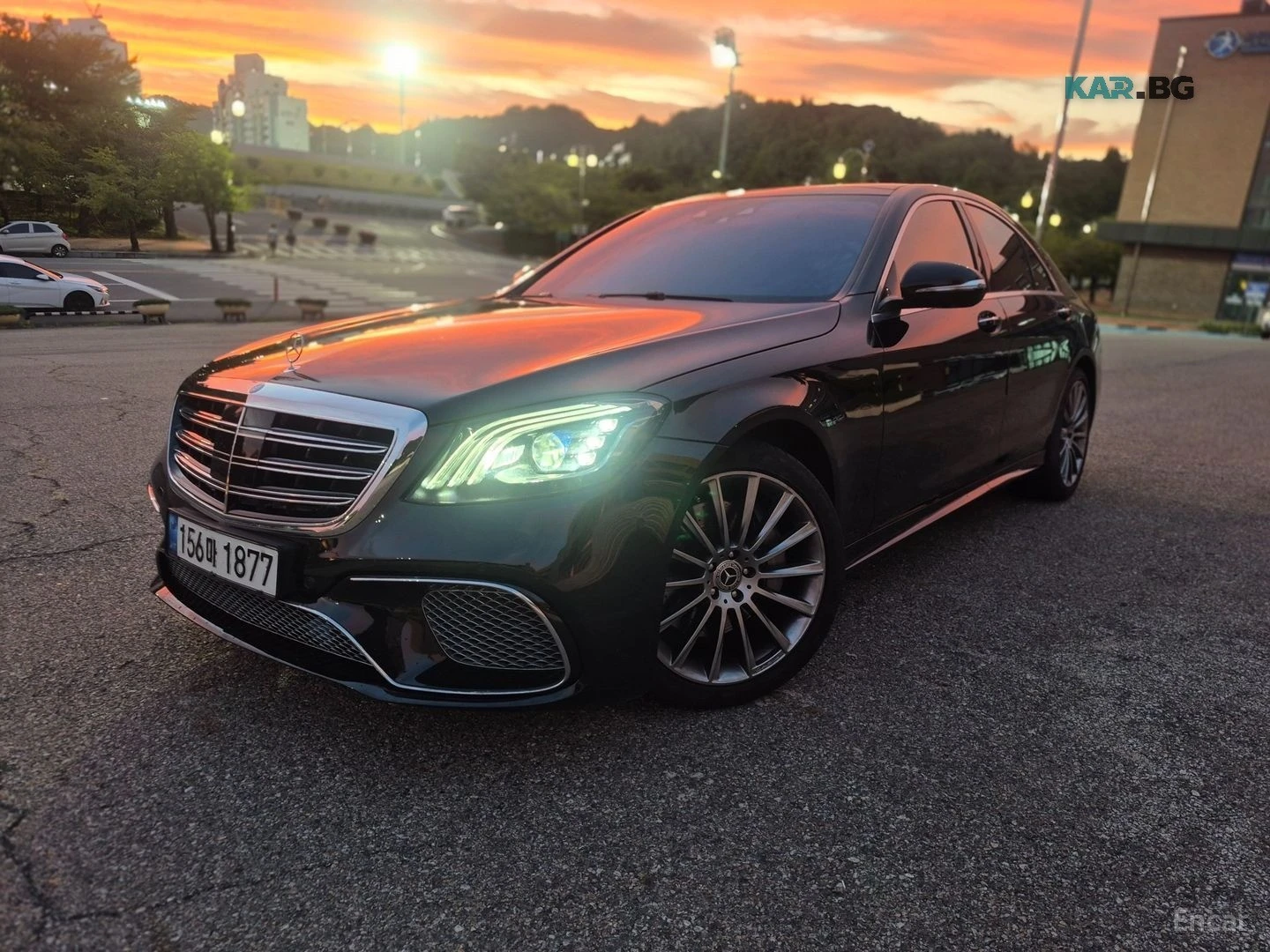 Mercedes-Benz S 350 4MATIC* КОЖА* ПОДГРЕВ* ОБДУХВ* BURMASTER* PANO* 36