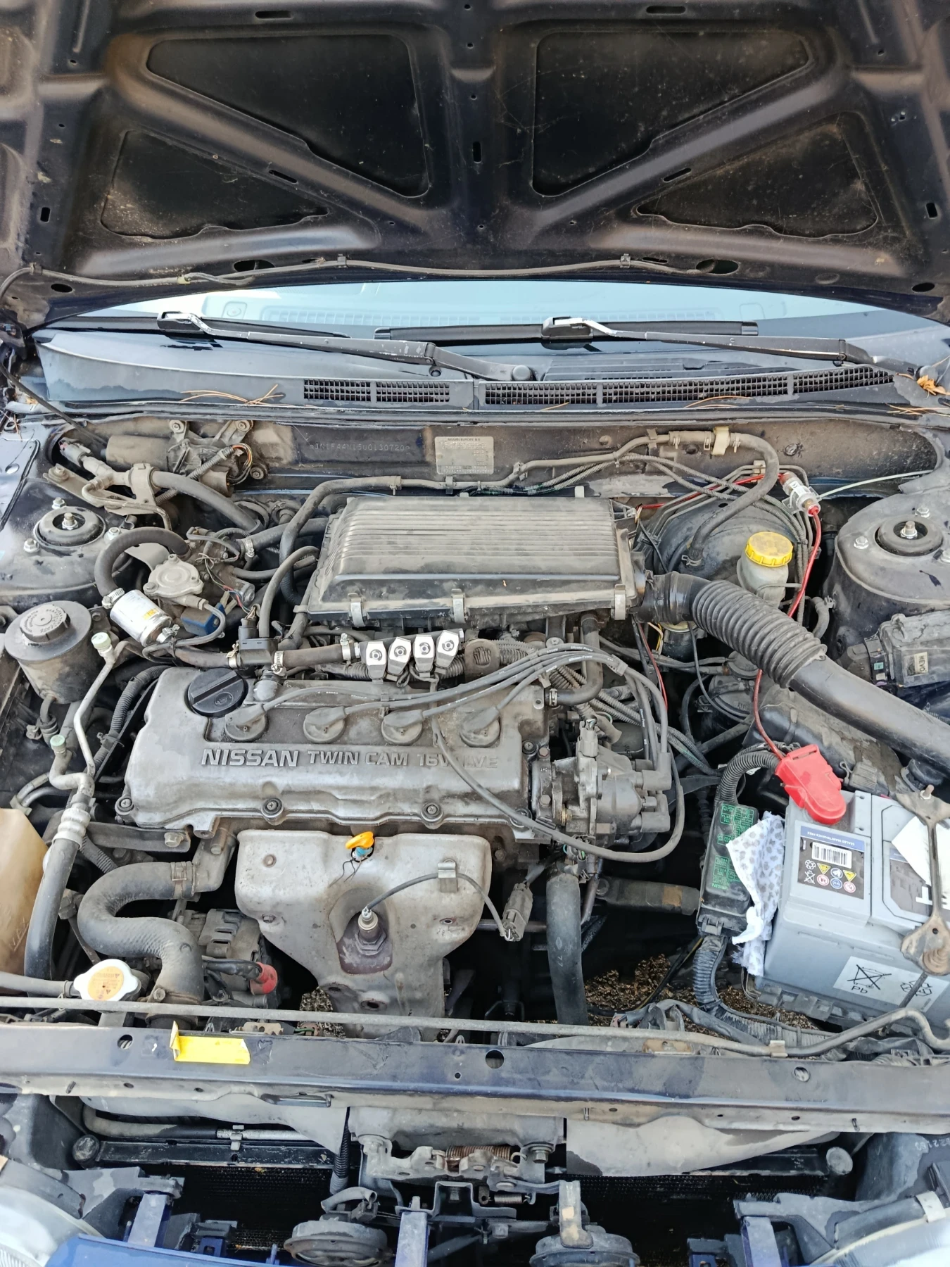 Nissan Almera 1.4, снимка 6 - Автомобили и джипове - 56449039