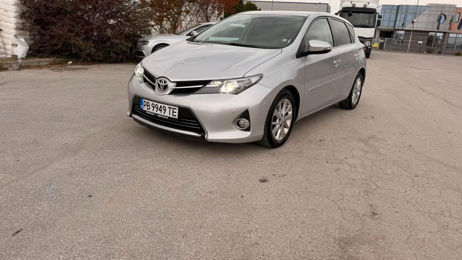 Toyota Auris 1.6 АВТОМАТИК