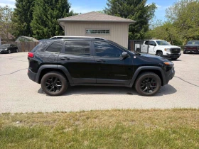 Jeep Cherokee Trailhawk Leather Plus/ВТОРИ ГУМИ - 14900 € / 29141.87 лв. - 28152295 4