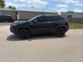Jeep Cherokee Trailhawk Leather Plus/ВТОРИ ГУМИ - 14900 € / 29141.87 лв. - 28152295 3
