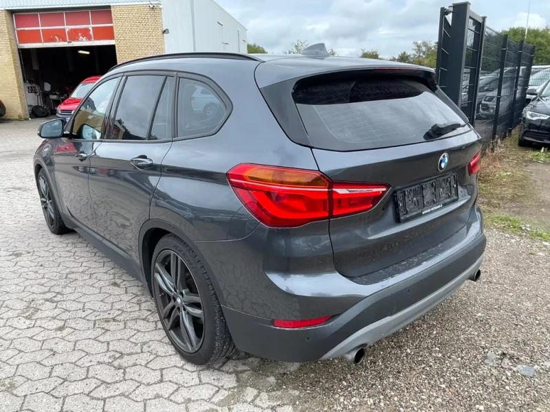BMW X1 2.0i xDrive 192ps Pano Sport Line, снимка 4 - Автомобили и джипове - 52770224