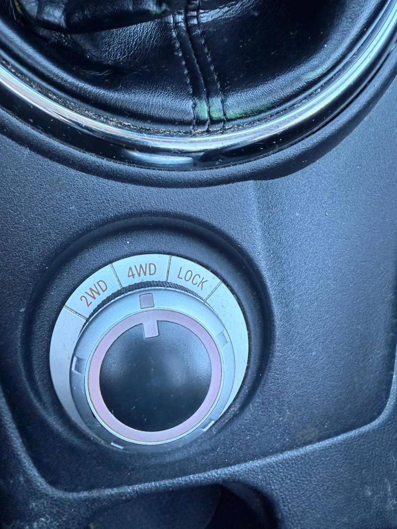 Mitsubishi ASX 1.8д* 150кс* 4WD* Панорама* ксенон* , снимка 15 - Автомобили и джипове - 52937785