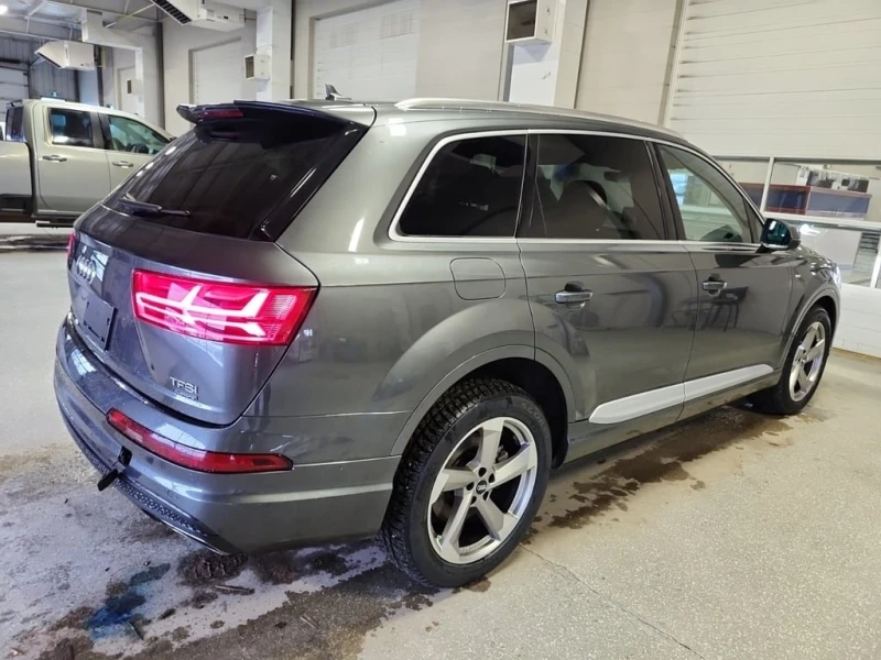 Audi Q7 * PROGRESSIV * CARFAX * ЦЕНА ДО БГ, снимка 3 - Автомобили и джипове - 53192501
