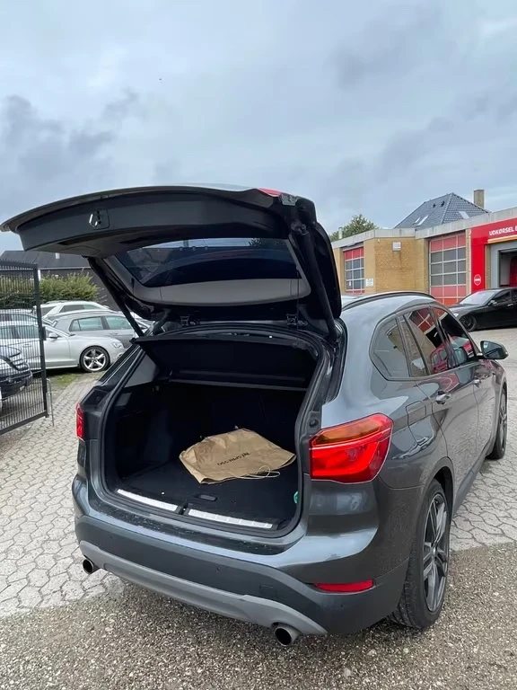 BMW X1 2.0i xDrive 192ps Pano Sport Line, снимка 5 - Автомобили и джипове - 52770224