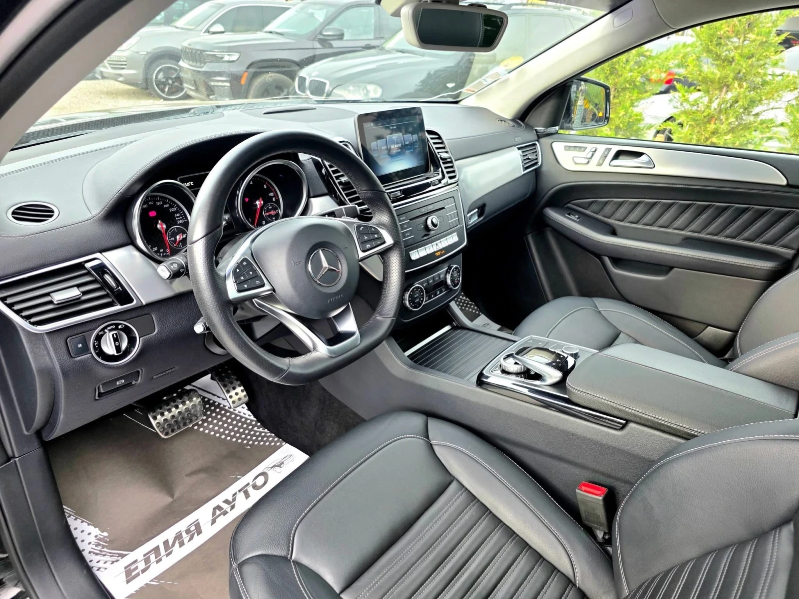 Mercedes-Benz GLE 350 D 4MATIC FULL AMG LINE ПАНОРАМА 3ХТВ ЛИЗИНГ 100% | Mobile.bg — изображение 13