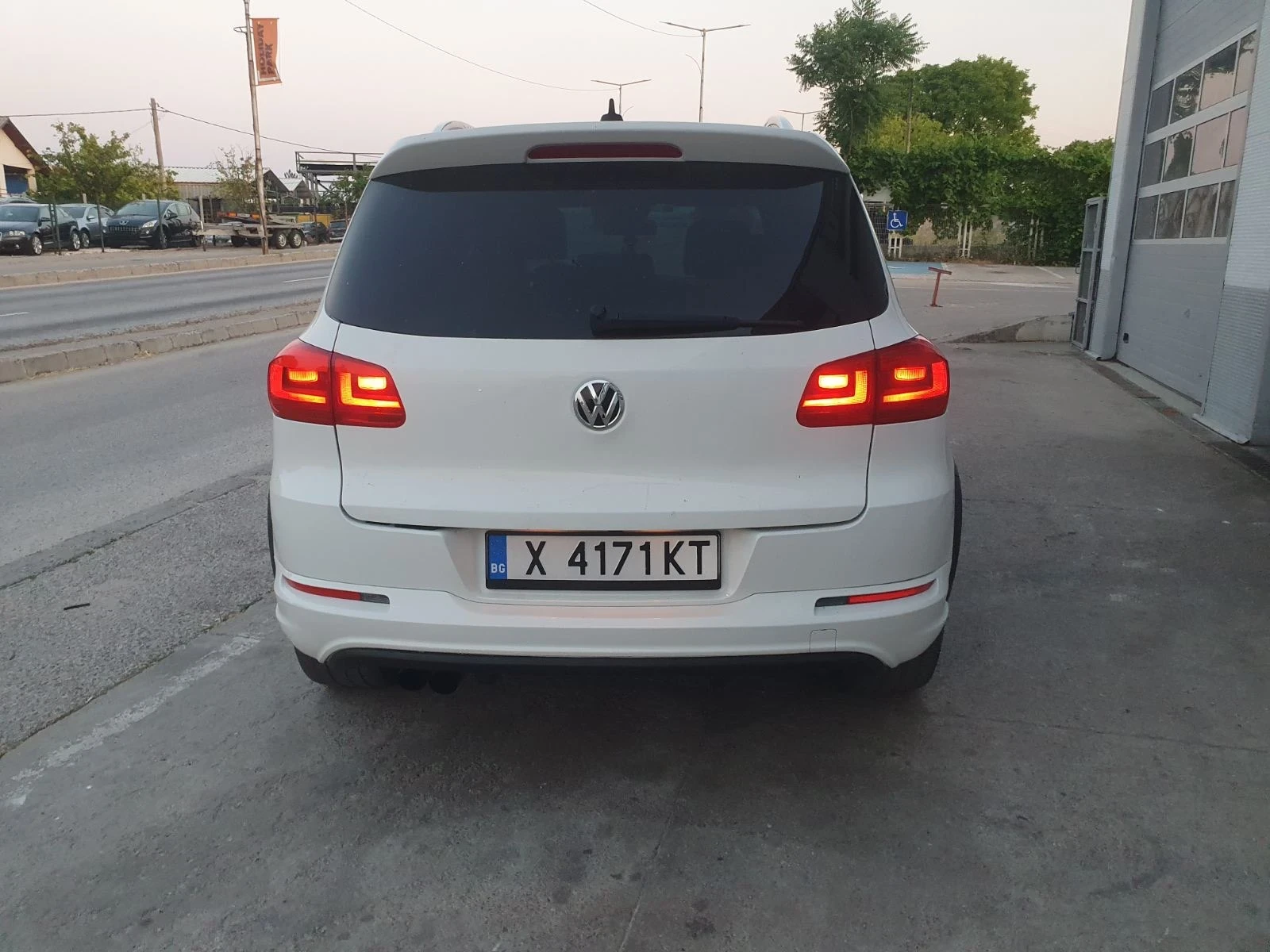 VW Tiguan R-line 2.0tdi - изображение 6