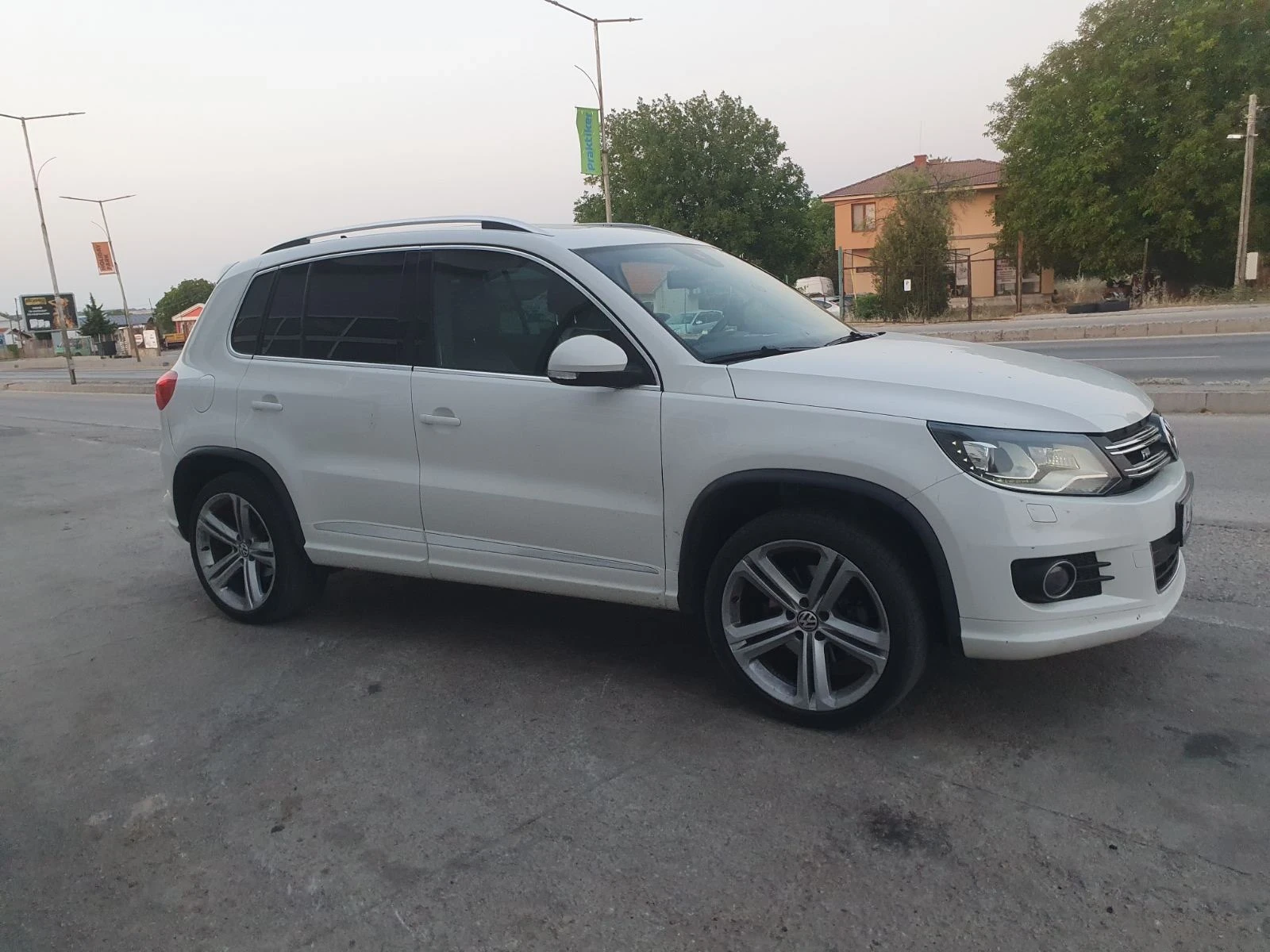 VW Tiguan R-line 2.0tdi - изображение 4