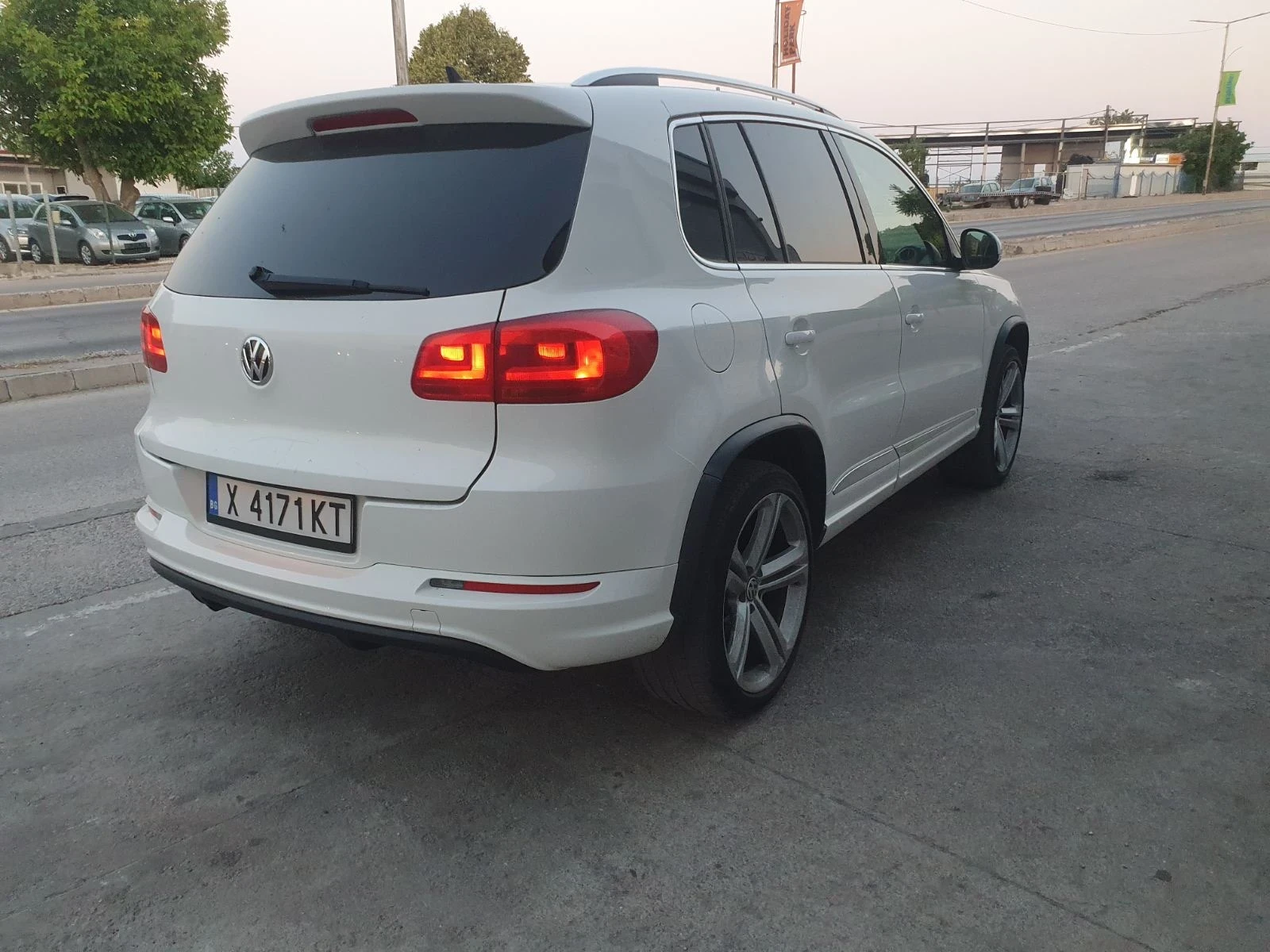 VW Tiguan R-line 2.0tdi - изображение 5