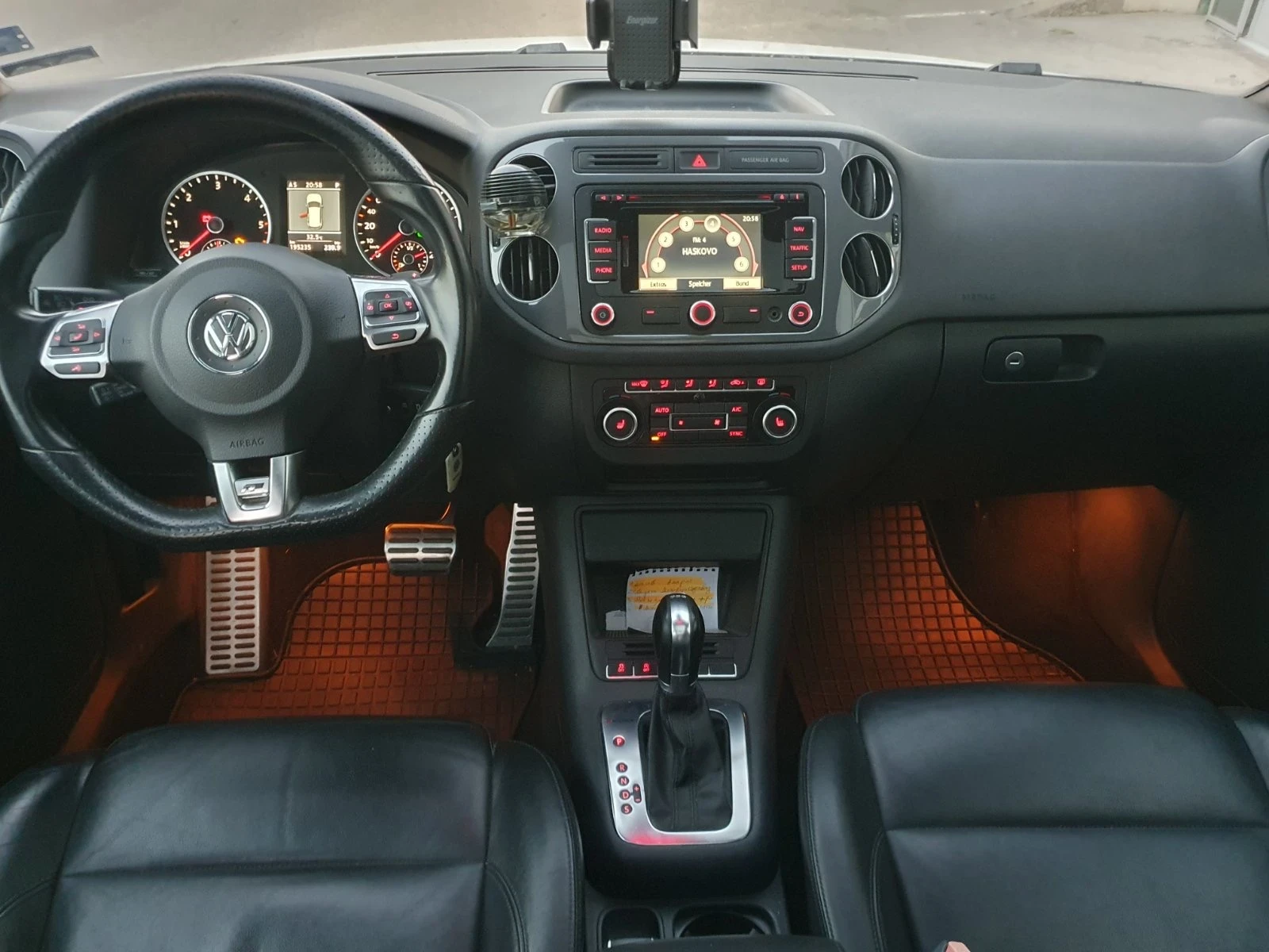 VW Tiguan R-line 2.0tdi - изображение 10