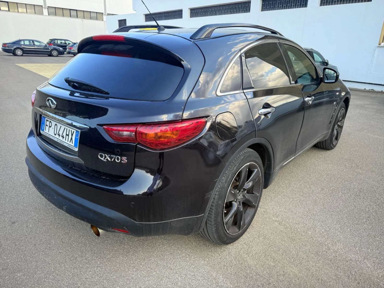 Infiniti QX70 S 3.7i-ГАЗ-БЕНЗИН - изображение 5