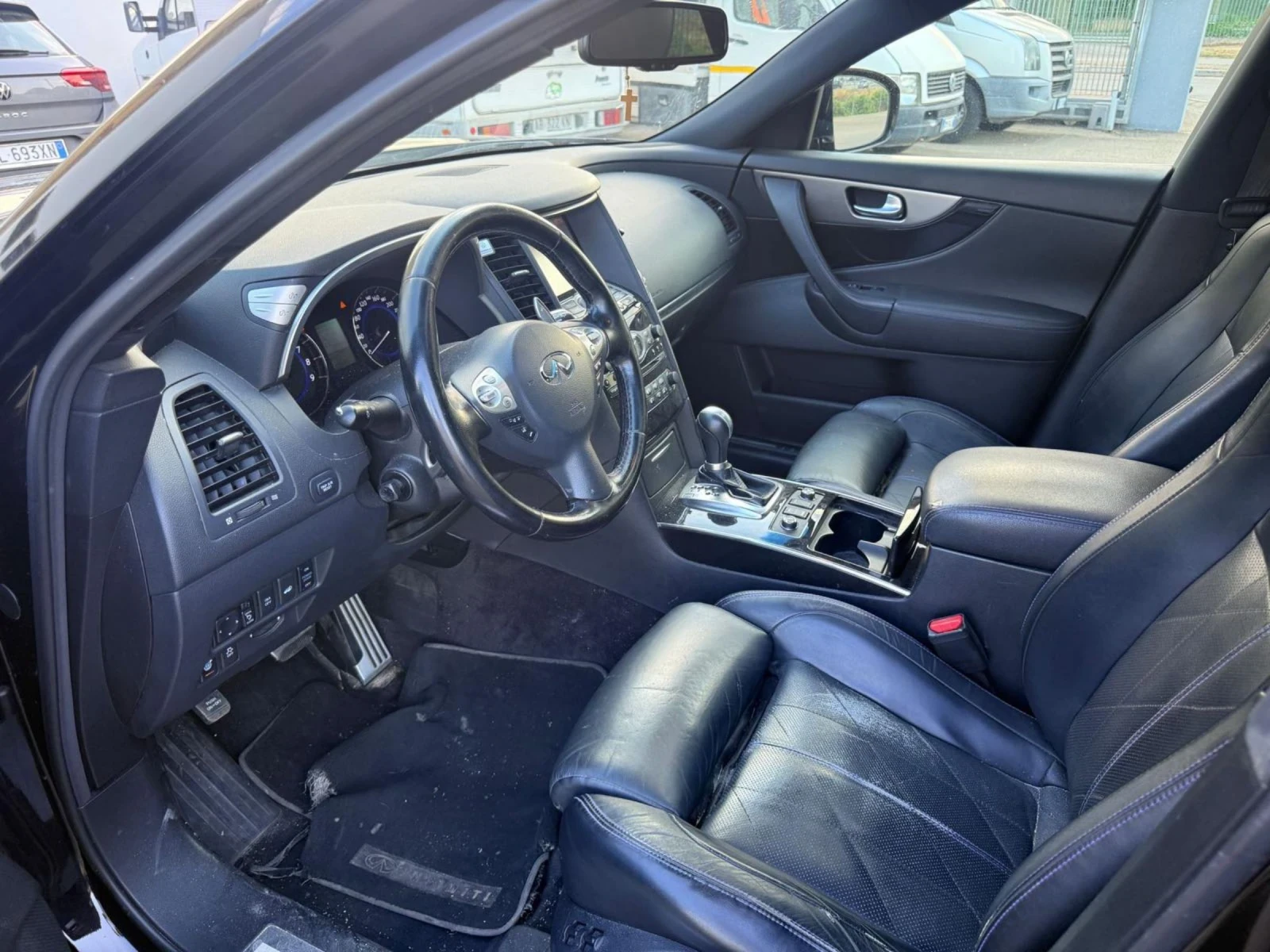 Infiniti QX70 S 3.7i-ГАЗ-БЕНЗИН - изображение 7