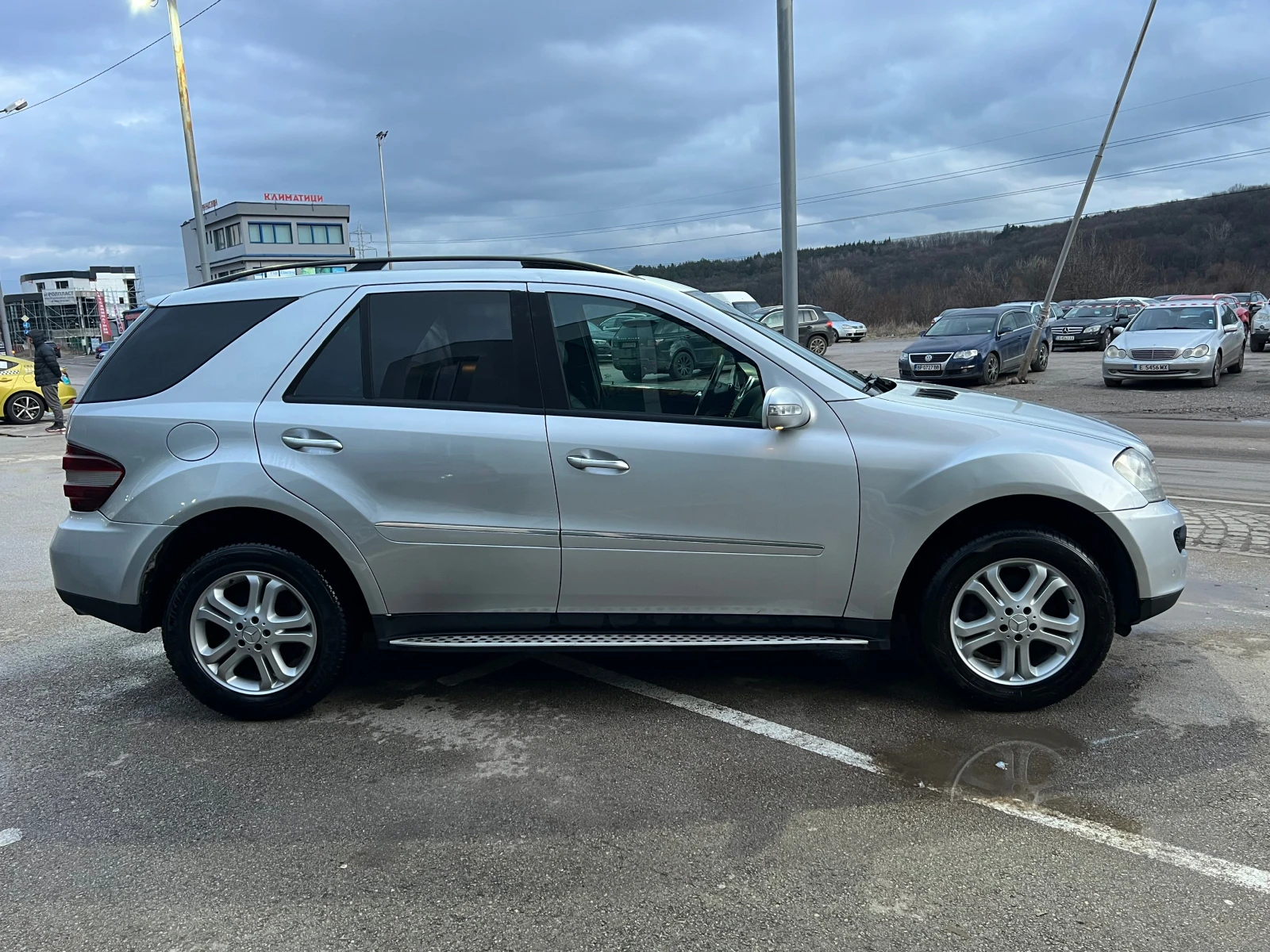 Mercedes-Benz ML 320 На ПРУЖИНИ!!! Собствен лизинг 100%одобрение! - изображение 5