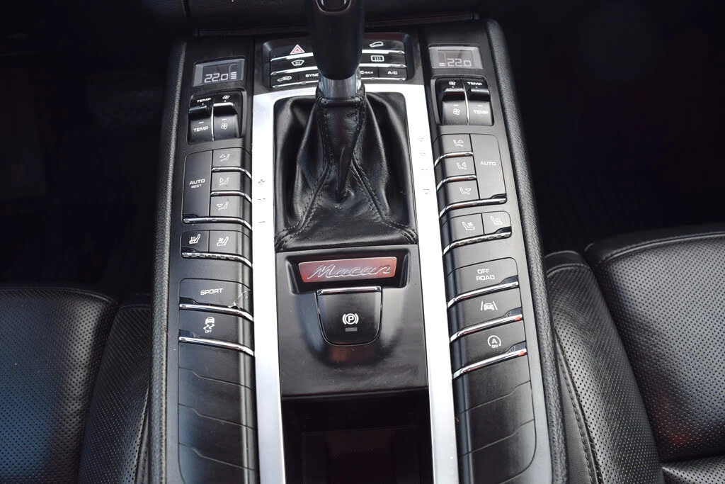 Porsche Macan, снимка 13 - Автомобили и джипове - 53819568