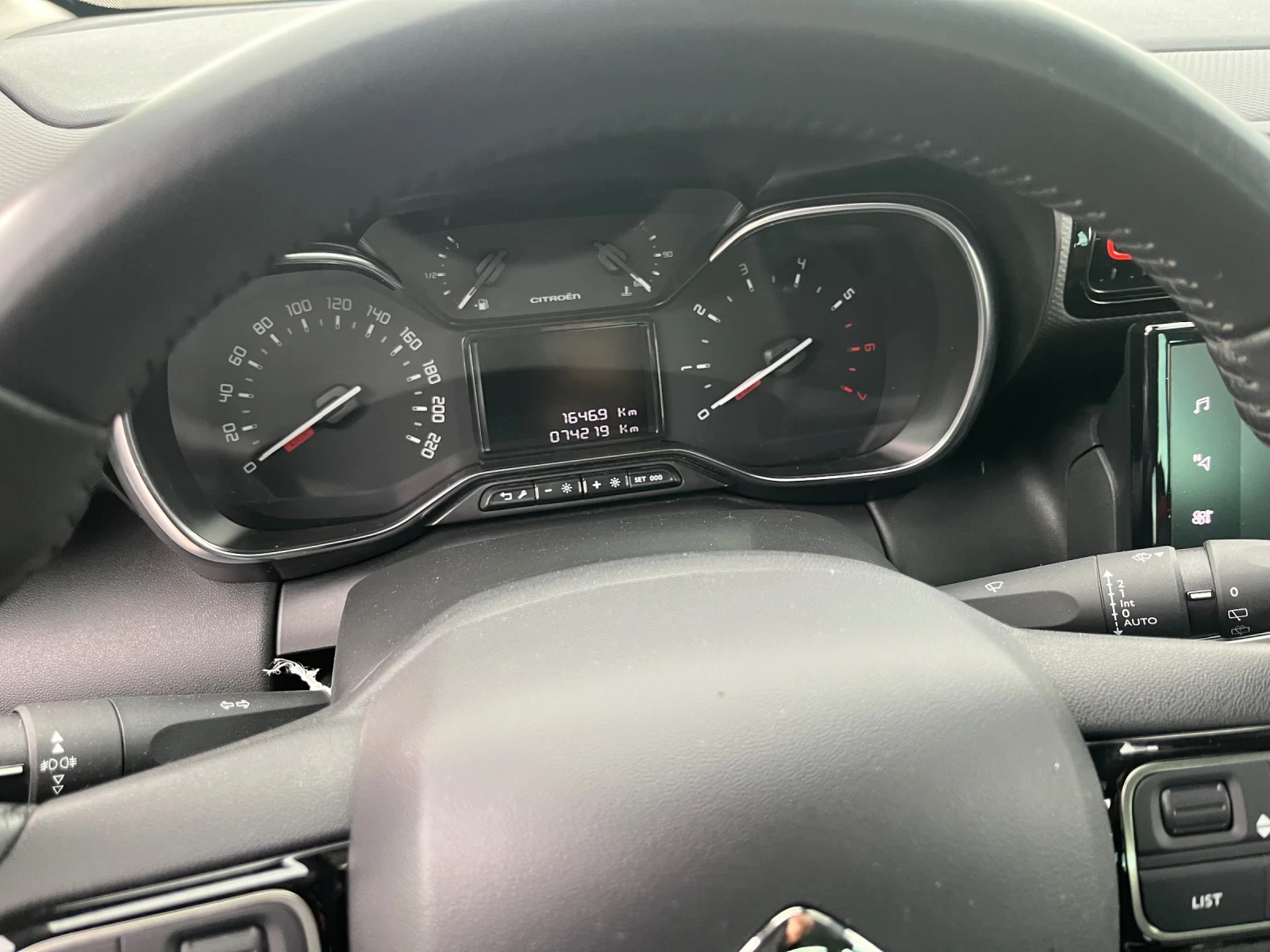 Citroen C3 Aircross 1.5 HDI Avtomatik Alure, снимка 15 - Автомобили и джипове - 54639289