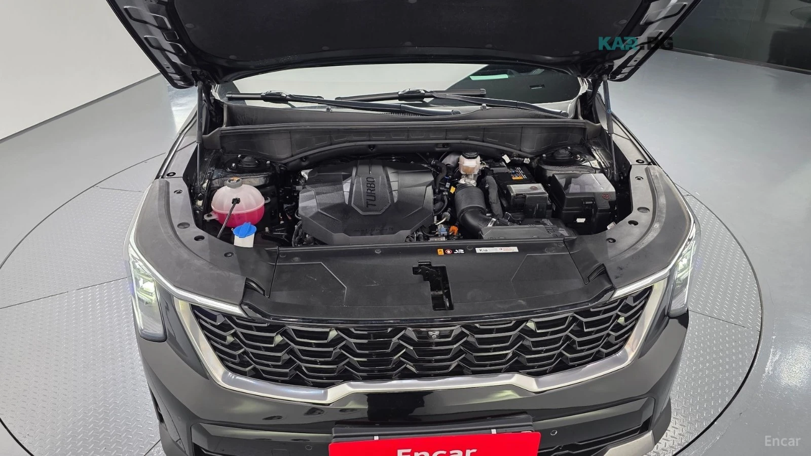 Kia Sorento * 2.2d* Noblesse* ПОДГРЕВ* ОБДУХВАНЕ* 360* HEAD-UP, снимка 5 - Автомобили и джипове - 54854675