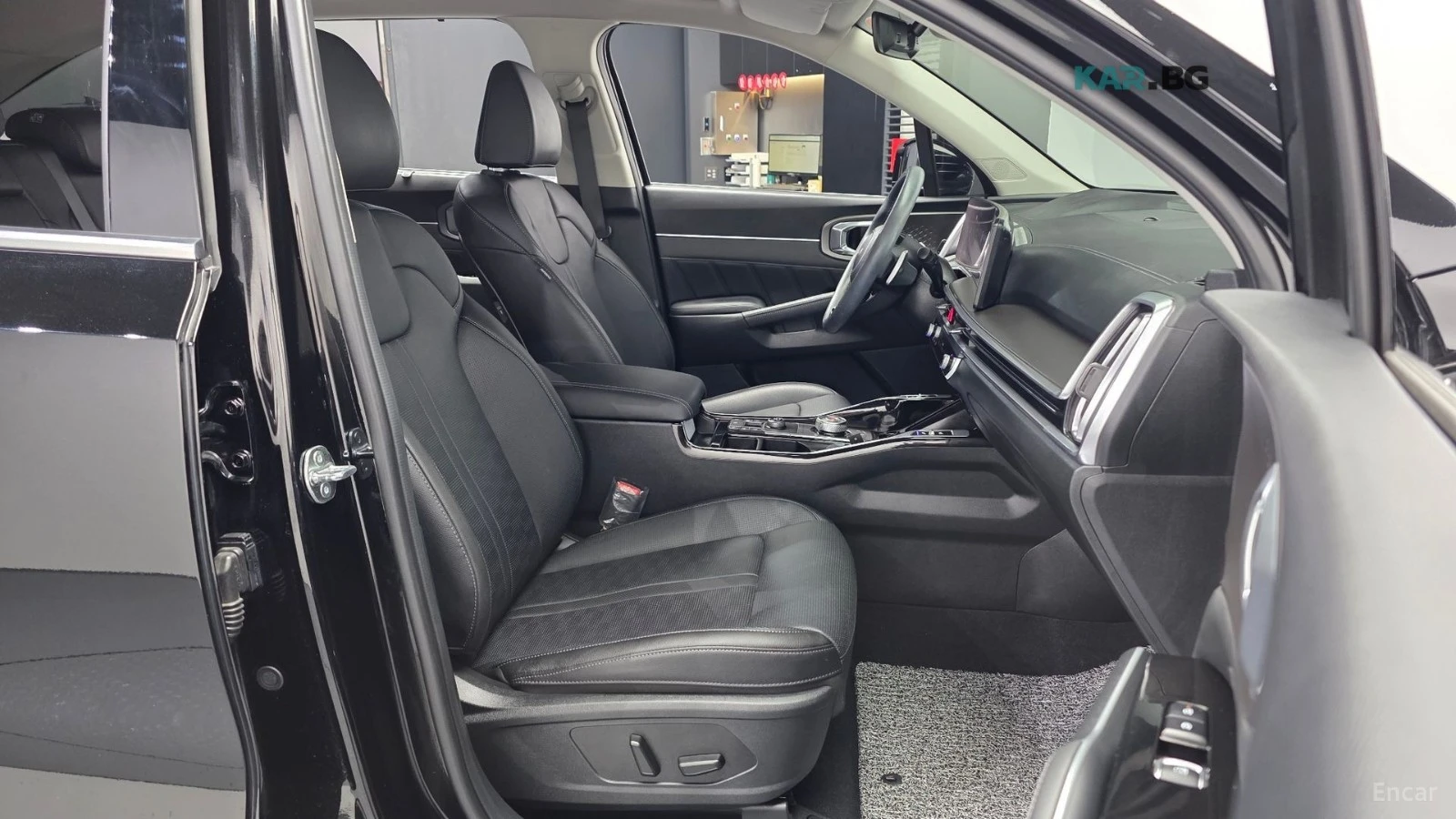 Kia Sorento * 2.2d* Noblesse* ПОДГРЕВ* ОБДУХВАНЕ* 360* HEAD-UP, снимка 9 - Автомобили и джипове - 54854675