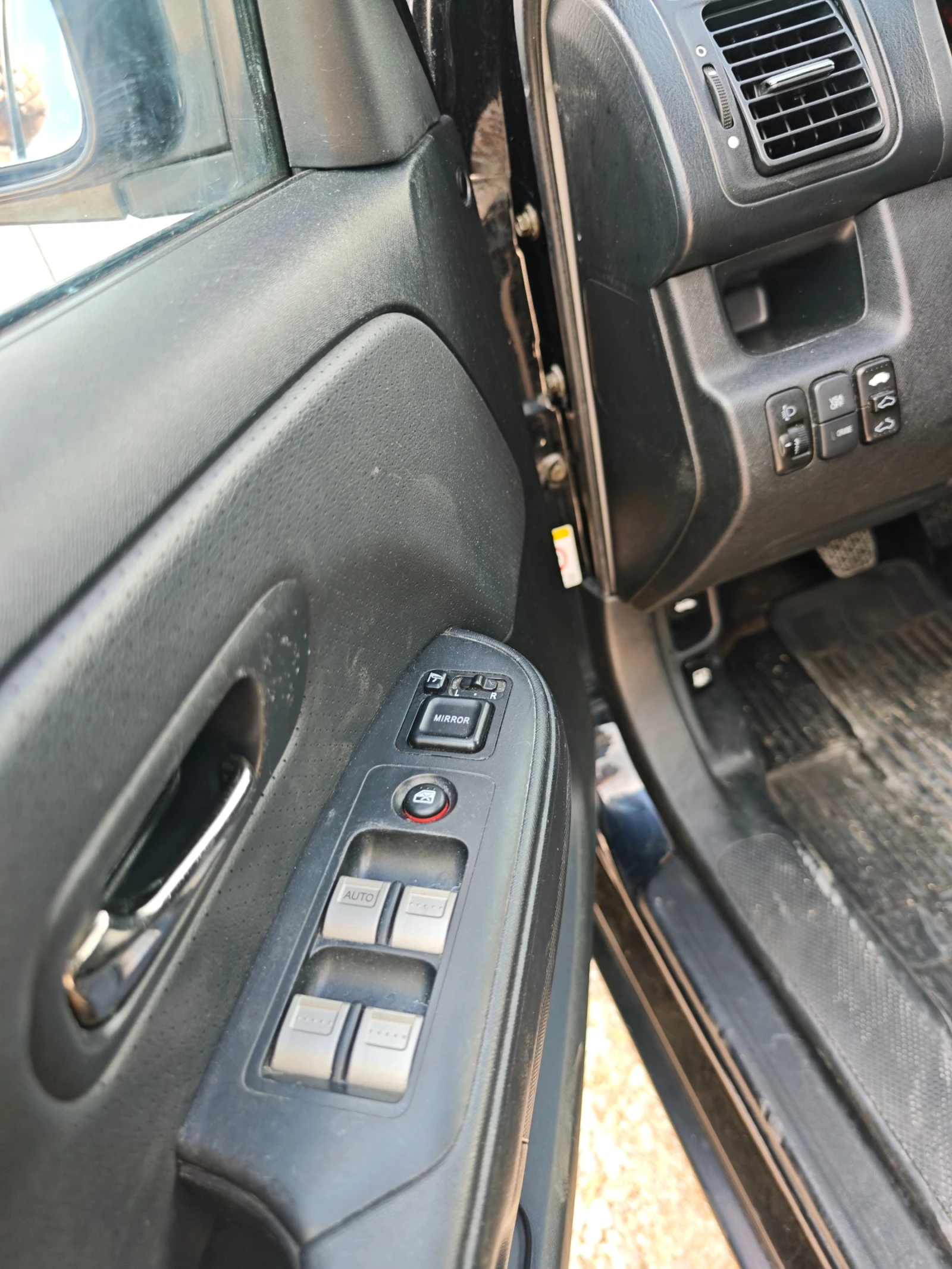 Honda Cr-v 2.0 4x4, снимка 17 - Автомобили и джипове - 55193188