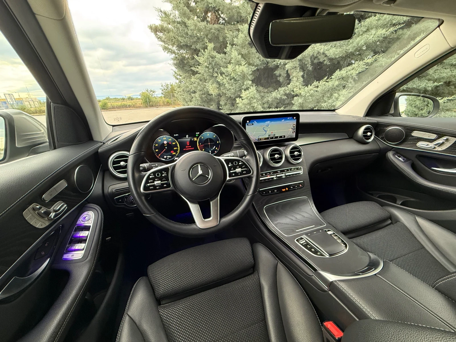 Mercedes-Benz GLC 220, снимка 11 - Автомобили и джипове - 55398418