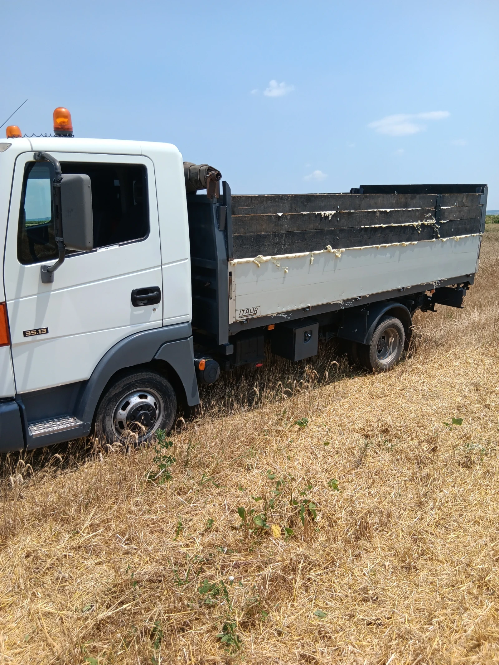 Nissan Atleon 3.0, снимка 1