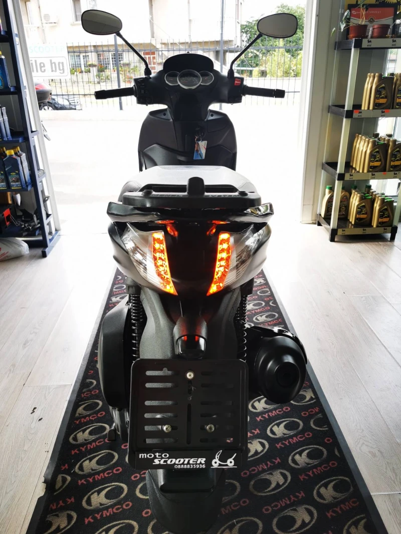 Piaggio Beverly 300ie LED 11.2014г., снимка 10 - Мотоциклети и мототехника - 47184186